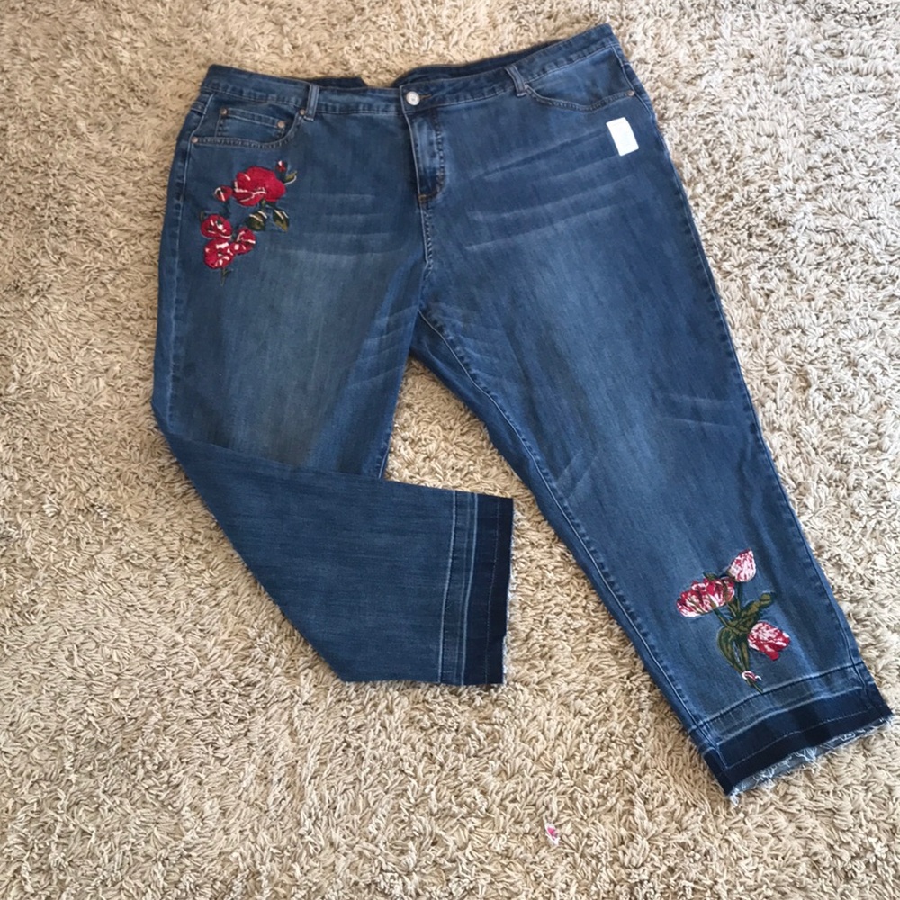 Short length skinny jeans